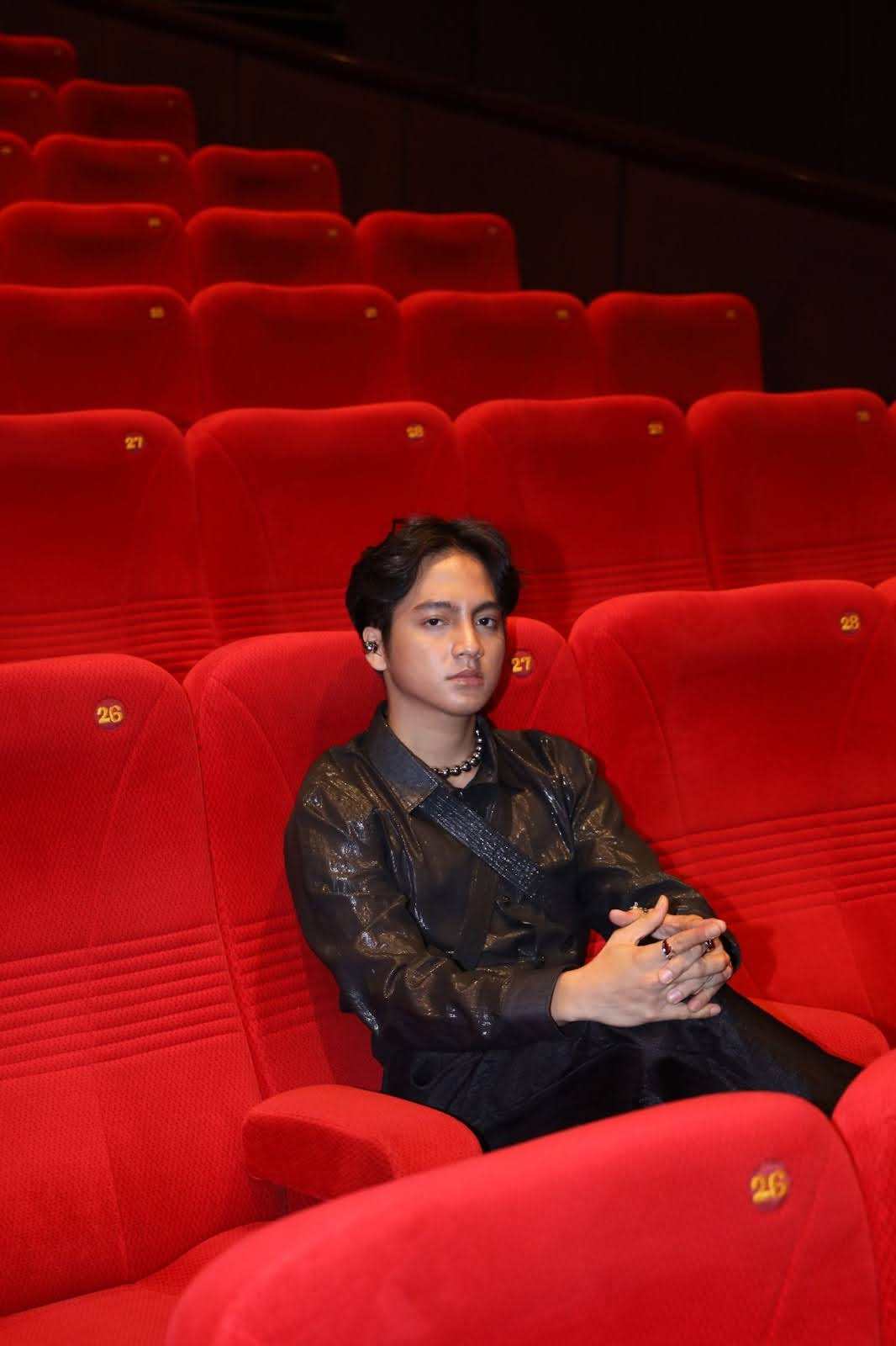 gala premiere jurnal risa md pictures