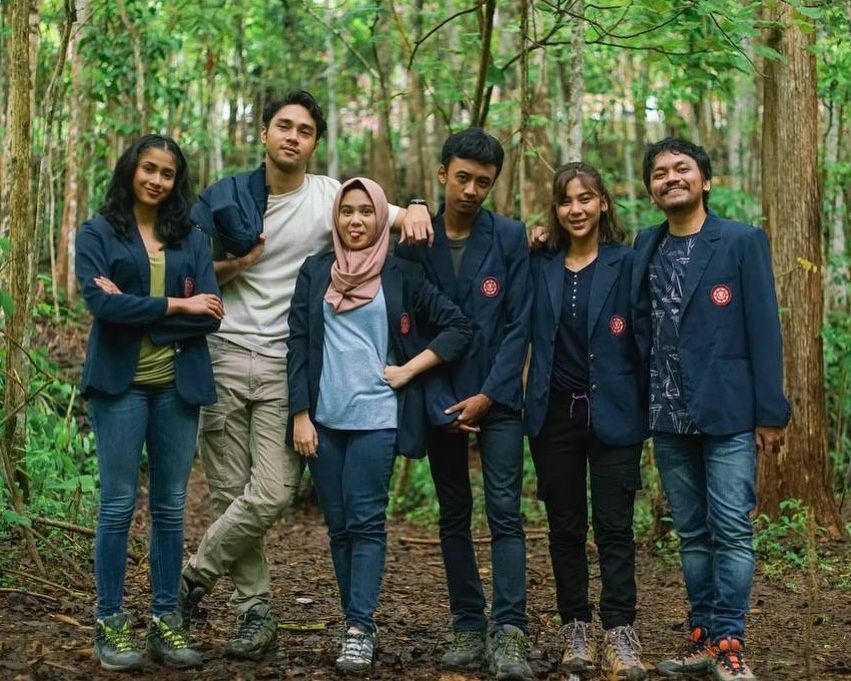 thread kkn desa penari md pictures