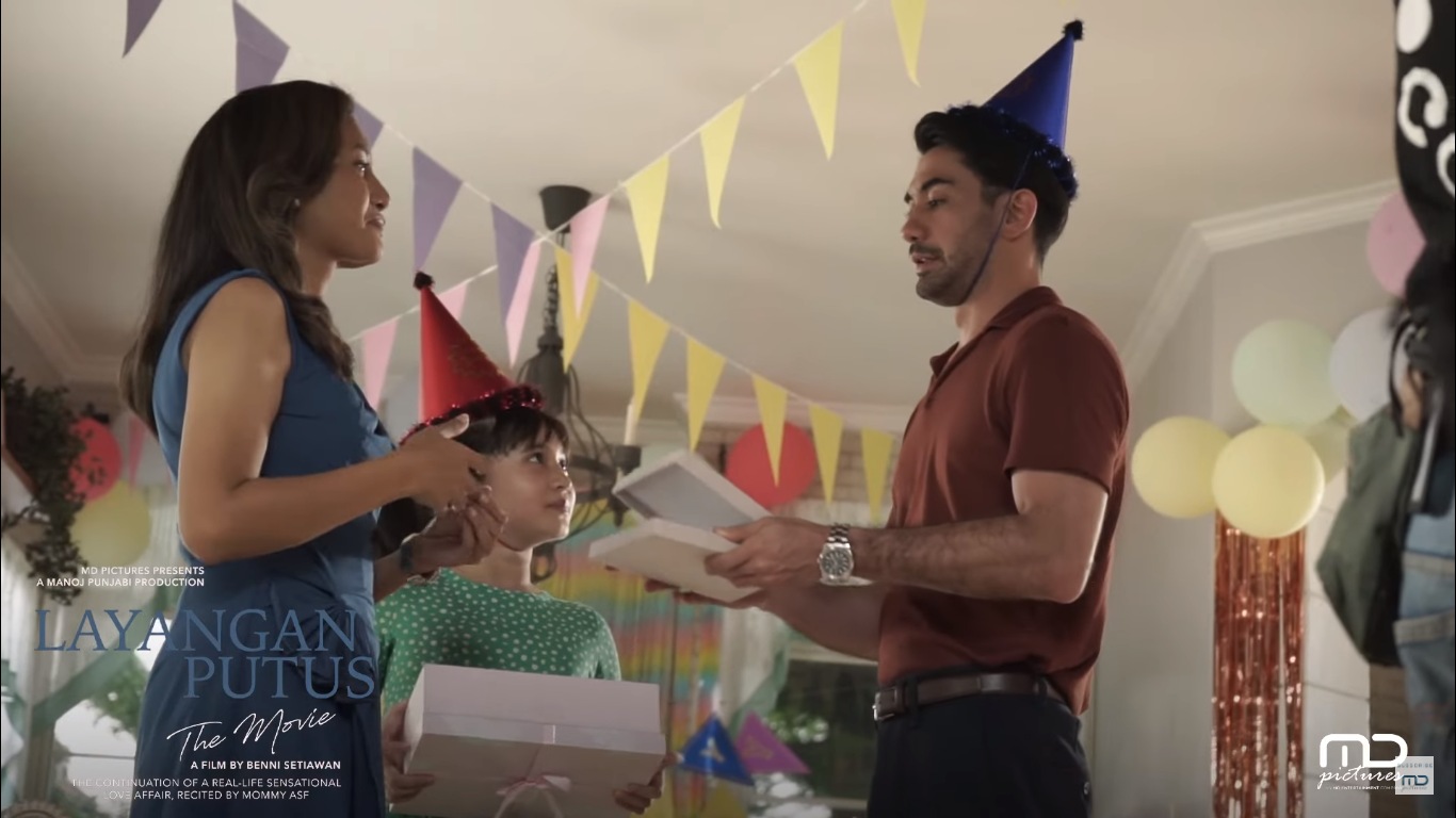 film reza rahadian md pictures