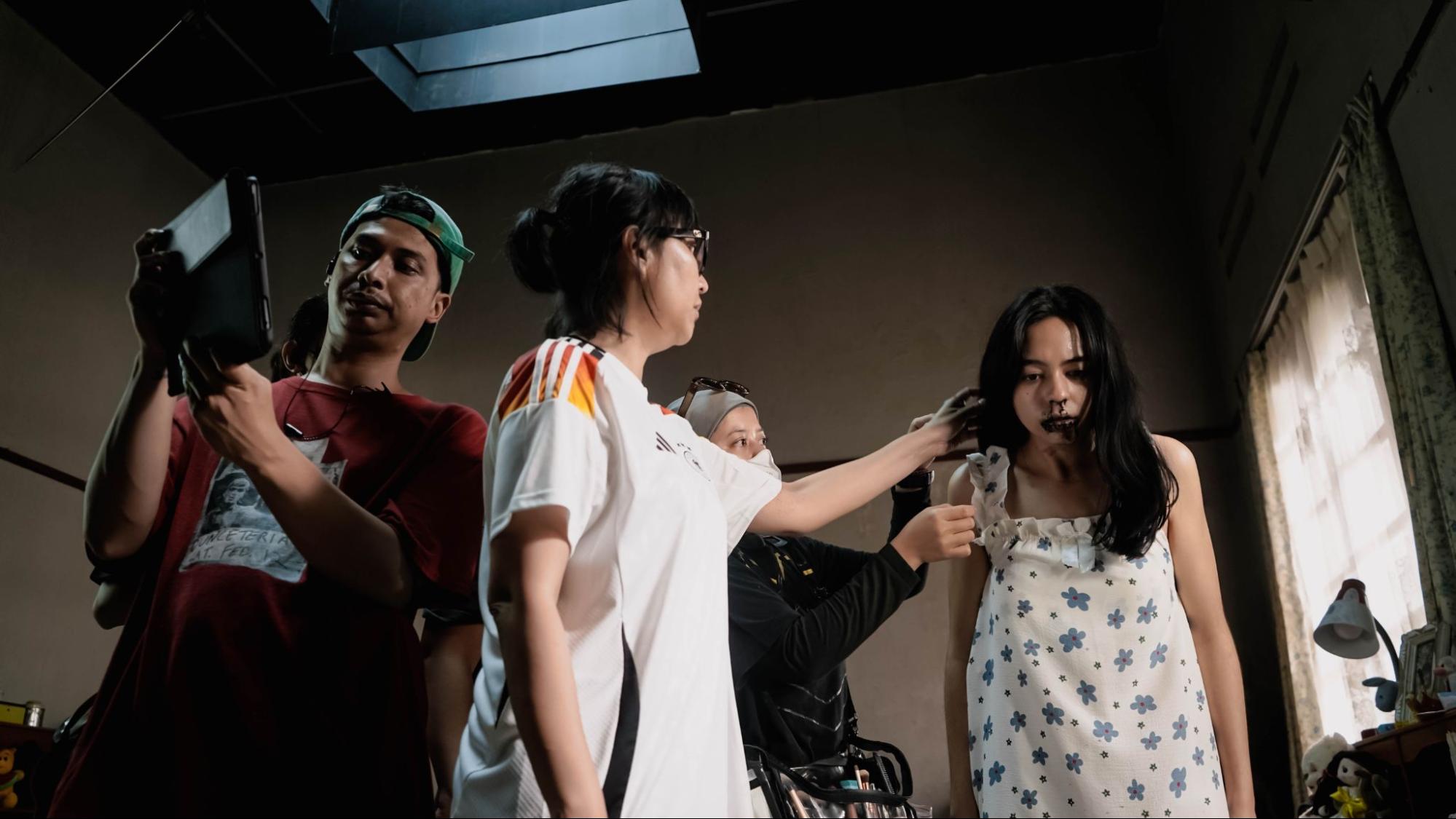 Cast Sorop sedang syuting dari adaptasi thread SimpleMan Twitter