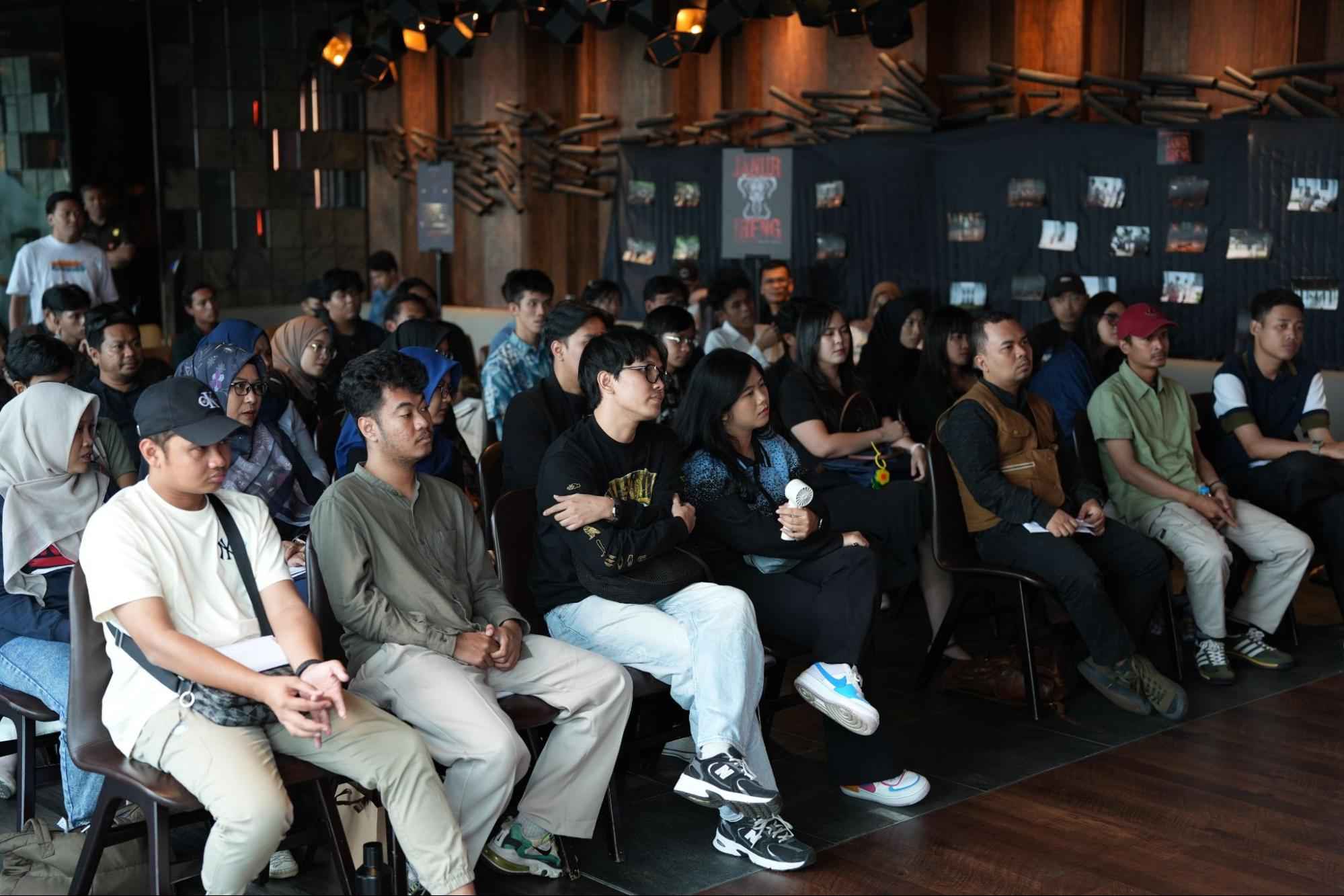 Book Party Janur Ireng